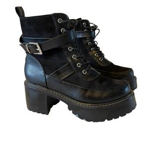 KRUSH Chunky Heel Combat/grunge  Boots 7 Faux Leather buckles zipper black